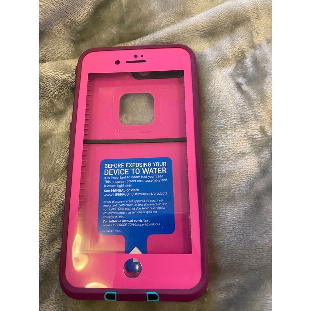 EUC Lifeproof Case Iphone 7/8+